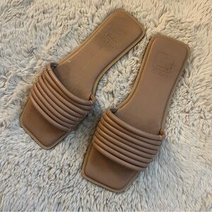 Dolce Vita Tan Sandals 10